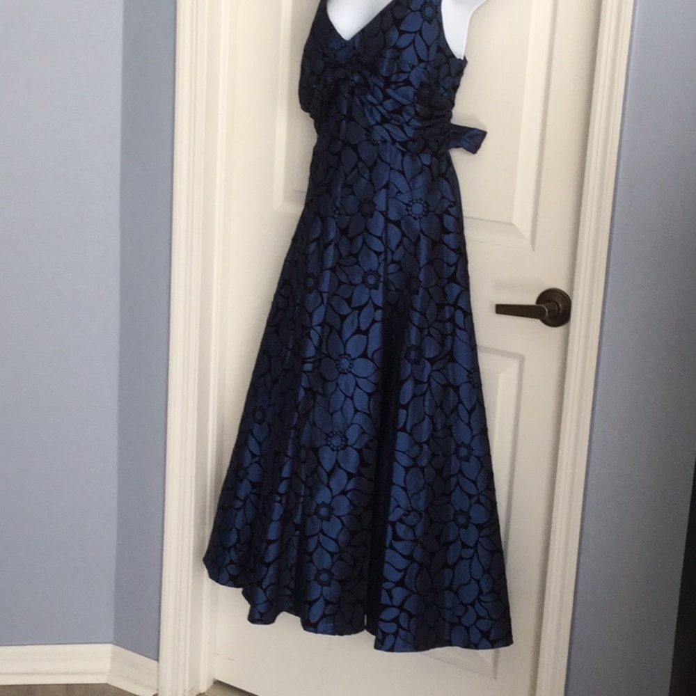 Nightway dress